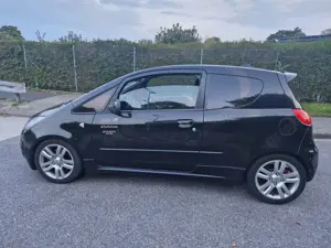 Mitsubishi Colt CZT.  mit  150 PS mit Turbo Bild 2