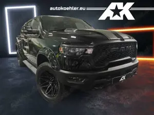 Dodge RAM 1500 REBEL Hunter Edition 1 of 10 Fender Flares 22 Zoll AT-Reifen