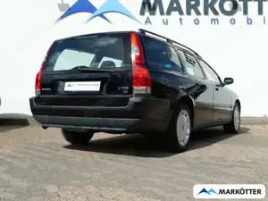 Volvo V70 2.4D Standheizung/ TÜV bis Juli 2026 Bild 3