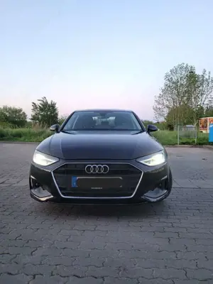 Audi A4 35 TDI s tronic MILD HYBRID, NAVI, SHZ, HU neu