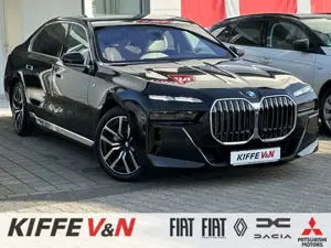 BMW 740 d xDrive MSPORT CRYSTAL ICONIC KLIMASITZ BW