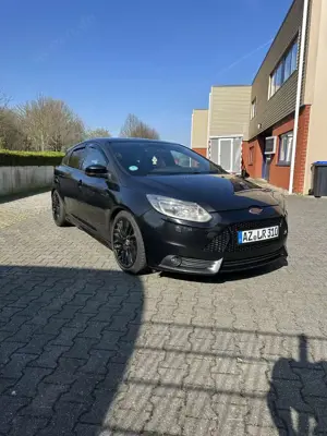 Ford Focus 2.0 EcoBoost ST