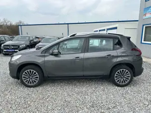 Peugeot 2008 Active 1.2 LPG KLIMA PDC AHK SITZHEIZUNG