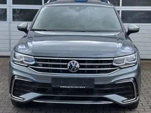 Volkswagen Tiguan Allspace 2.0TDI 4Motion "R-LINE/AHK/PANO" Bild 3