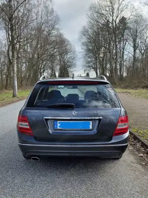 Mercedes-Benz C 220 C-Klasse T-Modell Diesel T CDI Avantgarde Edition Bild 4