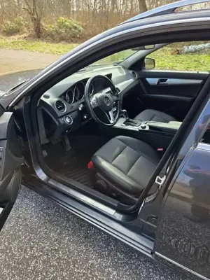 Mercedes-Benz C 220 C-Klasse T-Modell Diesel T CDI Avantgarde Edition Bild 5