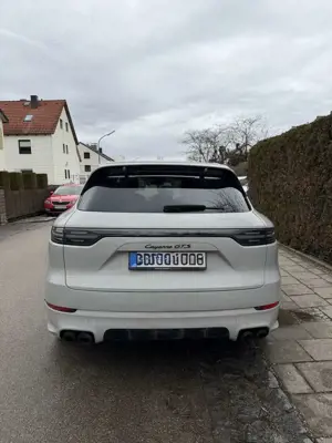 Porsche Cayenne Bild 4
