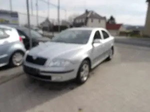 Skoda Octavia Octavia II 1.6 Elegance Klima Sitzheiz. HU AU Neu