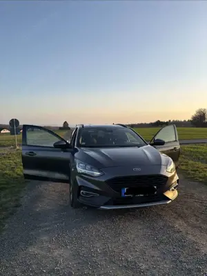 Ford Focus 1.0 EcoBoost Start-Stopp-System ACTIVE