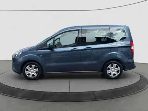 Ford Tourneo Courier Bild 3
