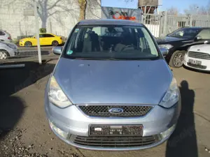 Ford Galaxy Ghia