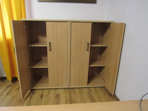 Verschenke zwei hochwertige Akten-Schränke von Hammerbach