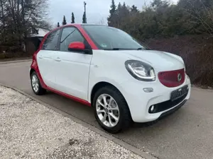 smart forFour Edition Crosstown | Navi | Pano | Kamera