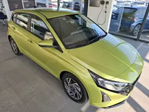 Hyundai i20 FL (MY25) 1.0 T-GDI (100 PS) 6-MT 2WD Trend Bild 3