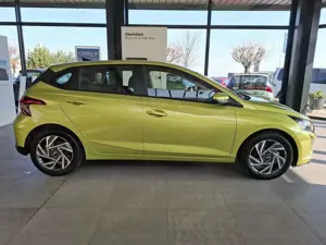 Hyundai i20 FL (MY25) 1.0 T-GDI (100 PS) 6-MT 2WD Trend Bild 4