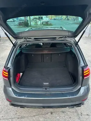 Volkswagen Golf Variant R BMT/Start-Stopp 4Motion Bild 5