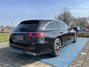 Mercedes-Benz E 200 T AVANTGARDE+TOTW+AMBIENTE+DISTRONIC+KAM Bild 5
