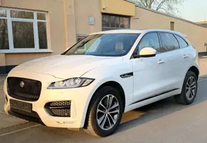 Jaguar F-Pace F-Pace Diesel 30d AWD R-Sport Black Panorama Meridian