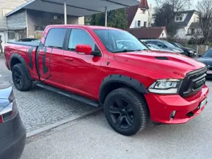 Dodge RAM 1500 HEMI LARAMIE Sport V8 5.7L LPG Bild 2