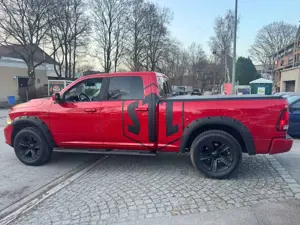 Dodge RAM 1500 HEMI LARAMIE Sport V8 5.7L LPG Bild 5