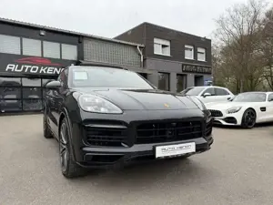 Porsche Cayenne E-Hybrid Inno/Pano/Luft/AHK/Massage/22