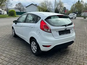Ford Fiesta Trend 1.5 TDCI Euro 6 Klima 1-Hand Bild 5