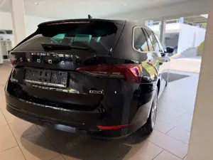 Skoda Octavia Combi Style *LED*KAMERA*SHZ*ACC*SUNSET* Bild 4