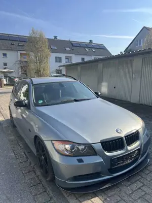 BMW 320 320d DPF Touring