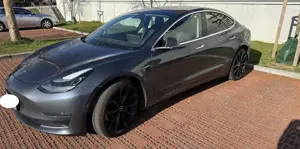 Tesla Model 3 Model 3 Langstreckenbatt. Allradantrieb Dual Motor Performance Bild 2