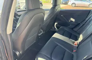 Tesla Model 3 Model 3 Langstreckenbatt. Allradantrieb Dual Motor Performance Bild 3