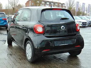 smart forFour 1.0 Automatik - Sitzhzg - PDC - Tempomat Bild 3