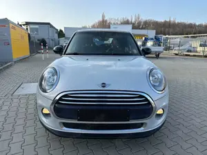 MINI Cooper Cooper Bild 2