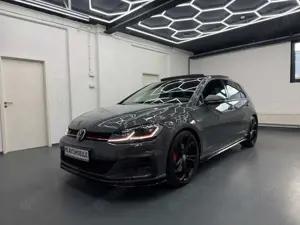 Volkswagen Golf VII Lim. GTI TCR*DCC*ACC*PANORAMA*