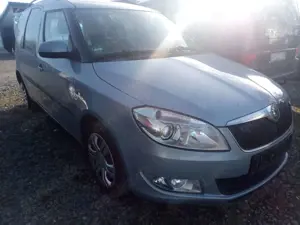 Skoda Roomster SKODA ROOMSTER BJ 01 2012 63 KW  HUBRAUM 1197cm3