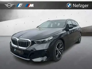 BMW 520 d Touring M Sport Park-Assistent PANO LED