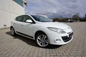 Renault Megane 1.6 16V Pano Navi SHZ PDC