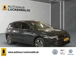 Volkswagen Golf VIII 1.5 eTSI Energy DSG *ACC*R-CAM*SHZ*