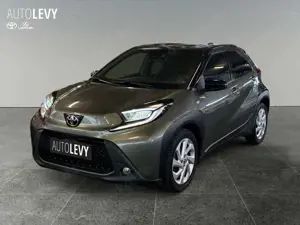 Toyota Aygo X 1.0 Pulse *CARPLAY* Bild 2