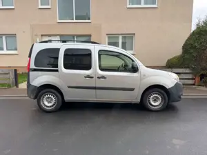 Renault Kangoo 1Hand Regal+Ladesystem NAVI+Standheizung