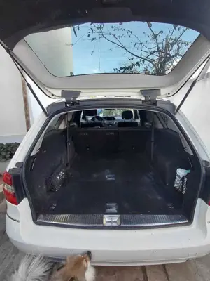 Mercedes-Benz E 350 E 350 T CDI DPF BlueEFFICIENCY 7G-TRONIC