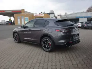 Alfa Romeo Stelvio Veloce Q4 Technologie/Premiumpaket/ACC/DAB/LED/NAV Bild 4