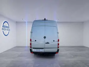 Mercedes-Benz Sprinter Bild 4