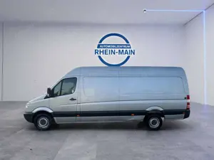Mercedes-Benz Sprinter Bild 2