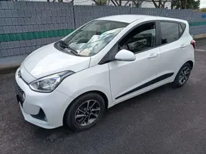 Hyundai i10 i10 1.2 Style mit AHK abnehmbar