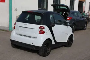 smart forTwo fortwo coupe Bild 4