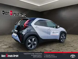 Toyota Aygo X Hybrid Teamplayer LED-Hauptscheinwerfer Rückfahrka Bild 4