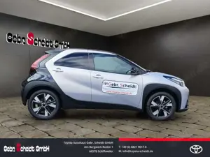 Toyota Aygo X Hybrid Teamplayer LED-Hauptscheinwerfer Rückfahrka Bild 5