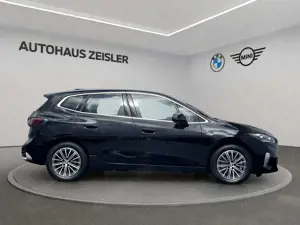 BMW 230 e xDrive Active Tourer LUXURY LINE Head-Up Rückfah Bild 3