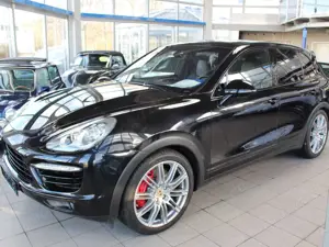 Porsche Cayenne Turbo   PGSD , Leder schwarz