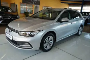 Volkswagen Golf VIII Variant Life LED / NAVI / ACC / MWST.